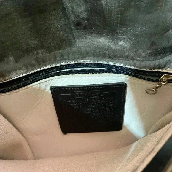 Coach vintage black gray white crossbody handbag - Picture 9 of 11